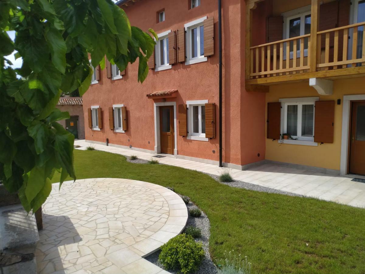 Готель Casa Lenka Malchina Екстер'єр фото