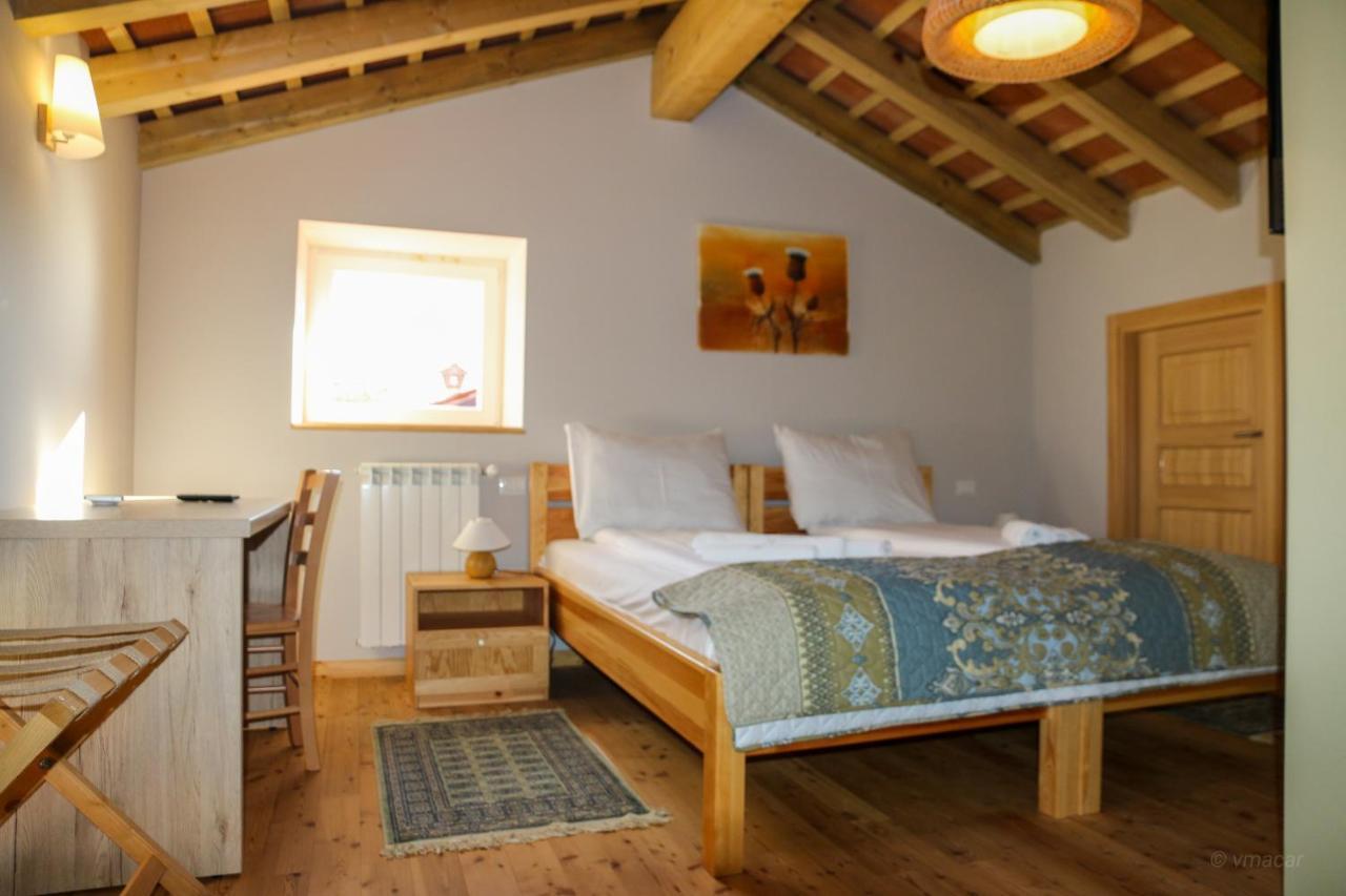 Готель Casa Lenka Malchina Екстер'єр фото